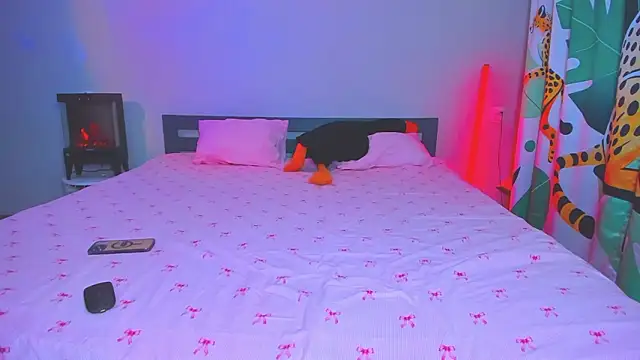 Snapshot of TishaLove chatting on 03-27-26, 10:59 TishaLove online show from 03-27-26, 10:59