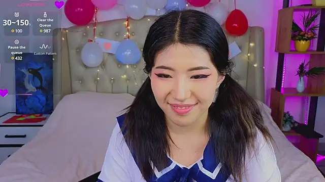 Wendy  Hills online show from 02-08-25, 06:44