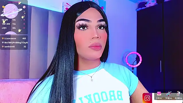 AiishaRose online show from 01-11-25, 01:01