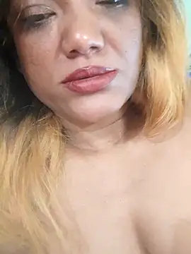 Indianpleasure300 online show from 03-08-26, 08:12