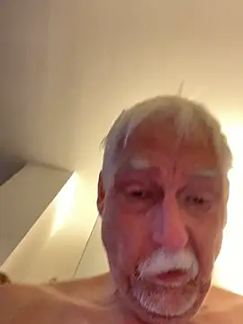 Steffibi1954 online show from 01-17-26, 07:24