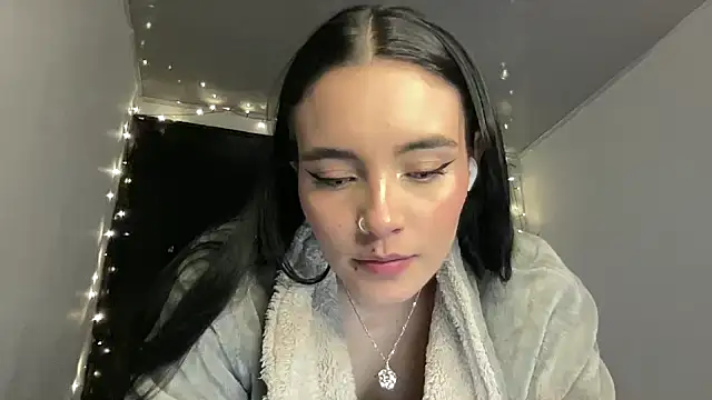 salome polaniiee online show from 01-24-25, 07:51