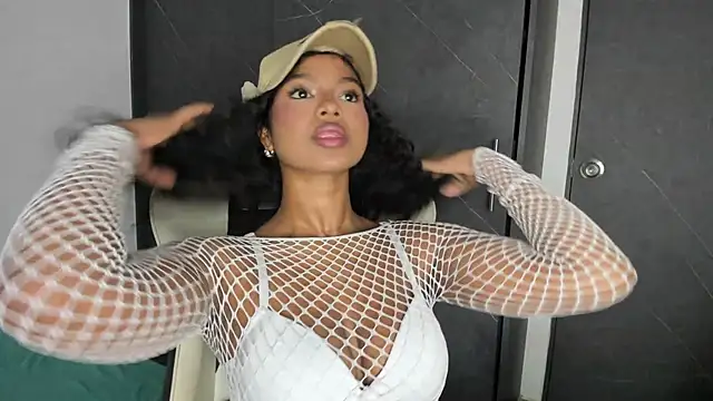 chloe ebony  online show from 01-15-26, 01:32