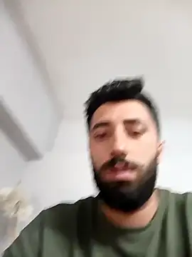 Snapshot of Rakiyy34 chatting on 09-10-25, 02:28 Rakiyy34 online show from 09-10-25, 02:28