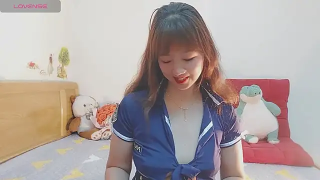 Holygirlsweet777 online show from 12-17-24, 04:12