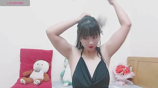 Holygirlsweet777 online show from 02-12-25, 01:09