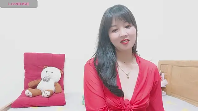 Holygirlsweet777 online show from 02-13-25, 10:44