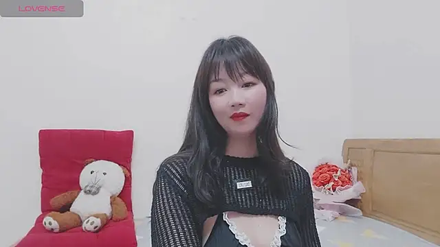 Holygirlsweet777 online show from 02-15-25, 01:31