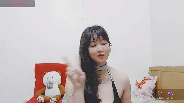 Holygirlsweet777 online show from 03-11-25, 01:16
