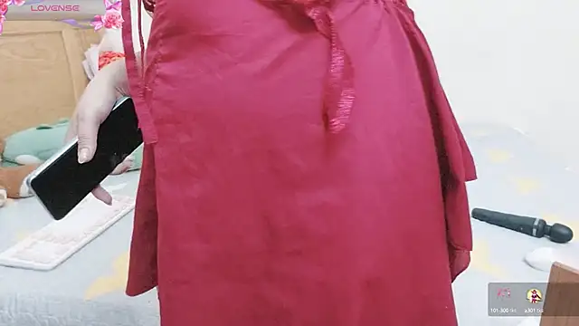 Holygirlsweet777 online show from 10-04-25, 01:47