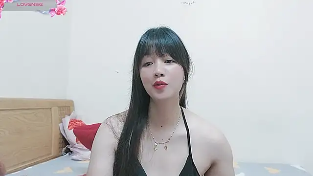 Holygirlsweet777 online show from 10-07-25, 01:36