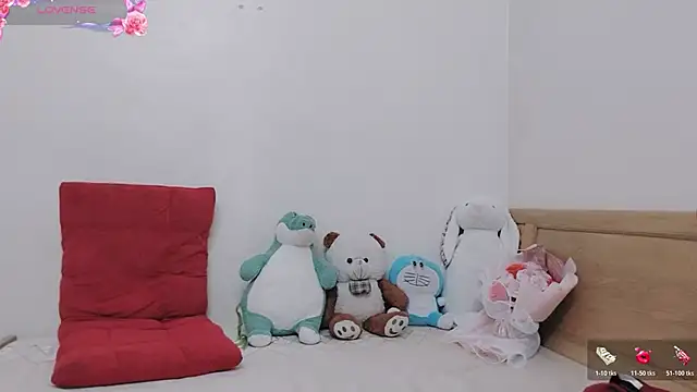 Holygirlsweet777 online show from 11-17-25, 01:33