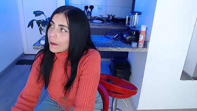 i am nina  online show from 12-12-24, 09:04