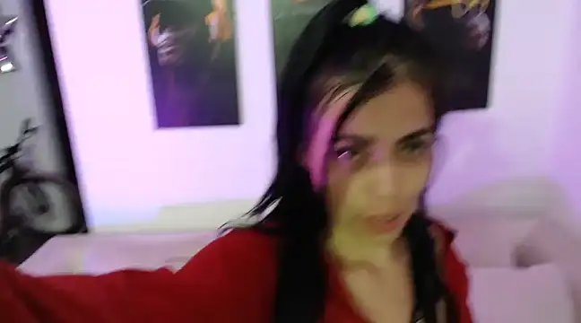 i am nina  online show from 12-19-24, 04:23
