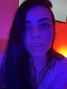 i am nina  online show from 12-17-25, 12:38