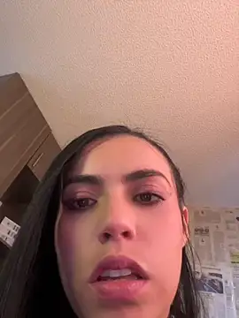 i am nina  online show from 05-07-26, 08:03