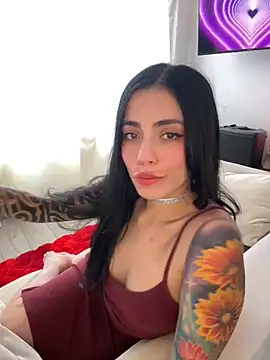 i am nina  online show from 05-11-26, 08:50