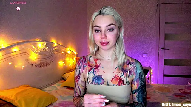 LillyMoure  online show from 03-07-26, 11:24