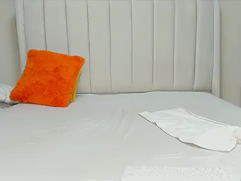  heavenlysent online show from 09-26-25, 04:16