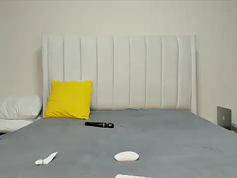  heavenlysent online show from 10-10-25, 04:22