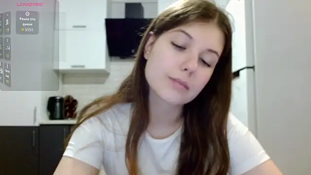 Snapshot of SayMeow_ chatting on 04-11-26, 07:29 SayMeow online show from 04-11-26, 07:29