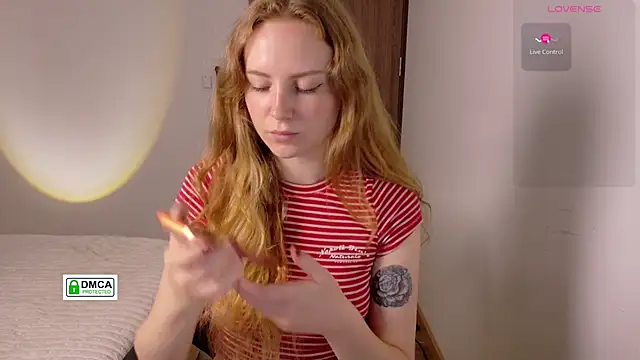 Snapshot of RedFires chatting on 02-20-26, 05:37 RedFires online show from 02-20-26, 05:37