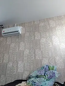 EffectFiona online show from 03-08-25, 11:48