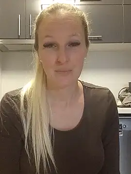 MaviePearl online show from 01-23-25, 09:08