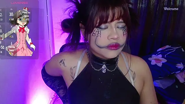 Snapshot of violetagrey_ chatting on 10-06-25, 11:07 violetagrey online show from 10-06-25, 11:07