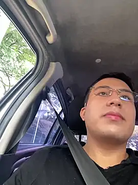 andrewmhilton  online show from 03-08-25, 02:40