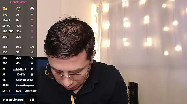 andrewmhilton  online show from 03-17-25, 07:58