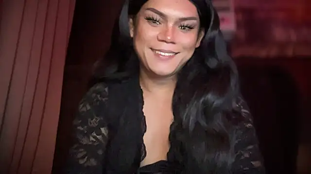 Snapshot of one_great_devine chatting on 10-13-25, 06:19 one great devine online show from 10-13-25, 06:19