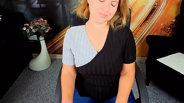 EmmaxPark online show from 09-17-25, 06:26