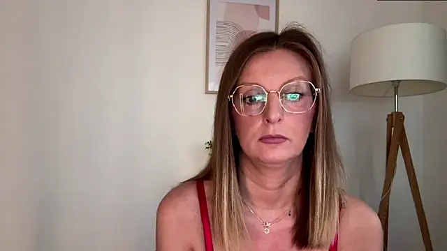 Snapshot of HornyJudith chatting on 03-31-26, 06:03 HornyJudith online show from 03-31-26, 06:03
