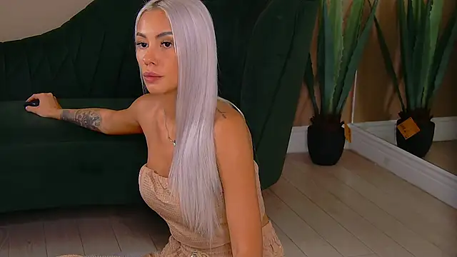 Bailey Rush online show from 09-23-25, 01:03