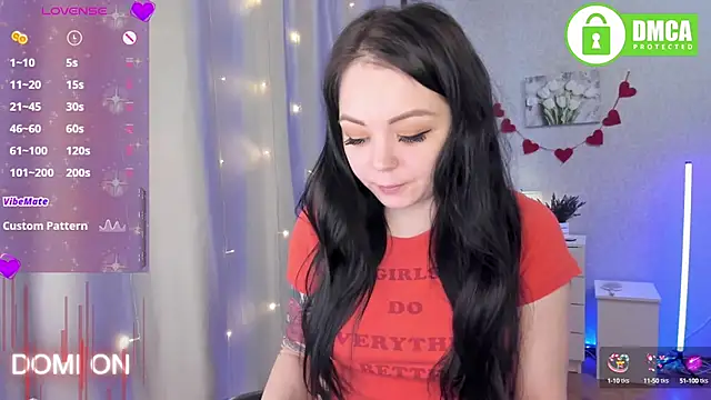 Snapshot of AnnyHoney_ chatting on 02-04-25, 12:00 AnnyHoney online show from 02-04-25, 12:00