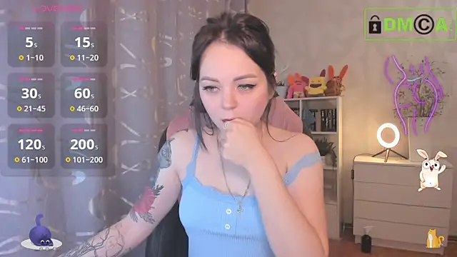 Snapshot of AnnyHoney_ chatting on 10-16-25, 11:11 AnnyHoney online show from 10-16-25, 11:11