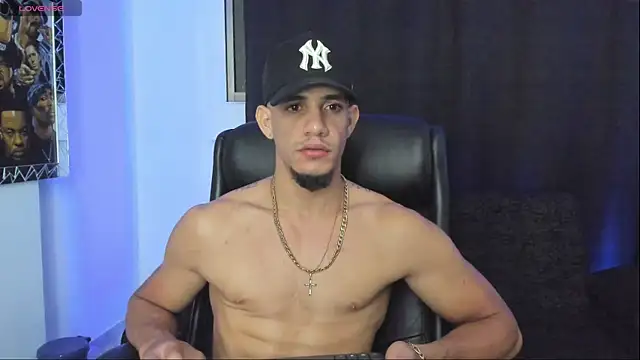 jhonnysnow17 online show from 05-07-26, 04:51