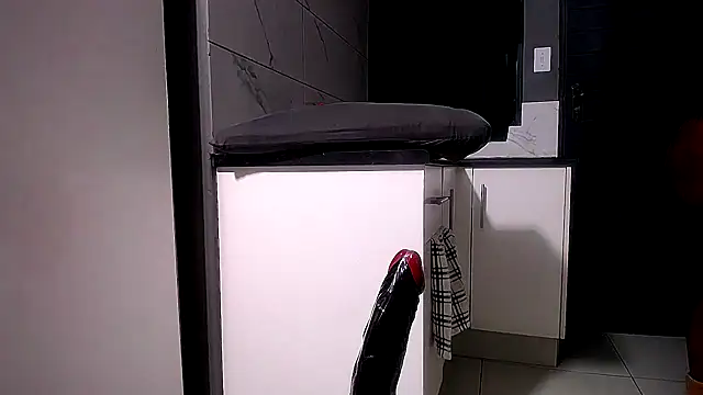 Snapshot of Lelety79 chatting on 08-01-26, 05:01 Lelety79 online show from 08-01-26, 05:01