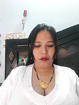Poojabhabi101 online show from 02-20-25, 05:23