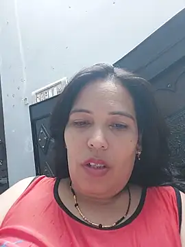 Poojabhabi101 online show from 06-27-26, 05:51