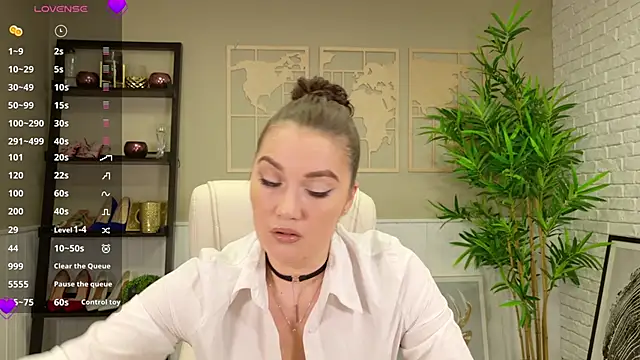 SelineSole online show from 02-05-26, 04:44