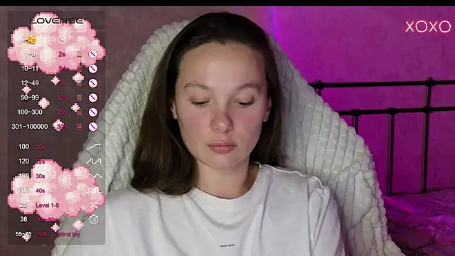 lil luna x online show from 12-08-24, 04:07