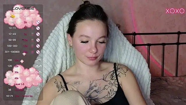 lil luna x online show from 02-13-25, 06:59