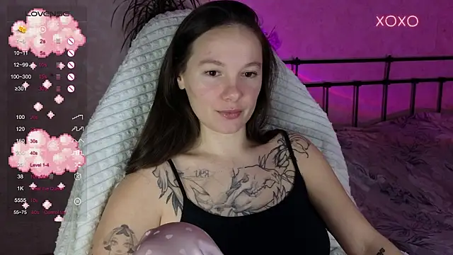 lil luna x online show from 12-18-25, 08:04