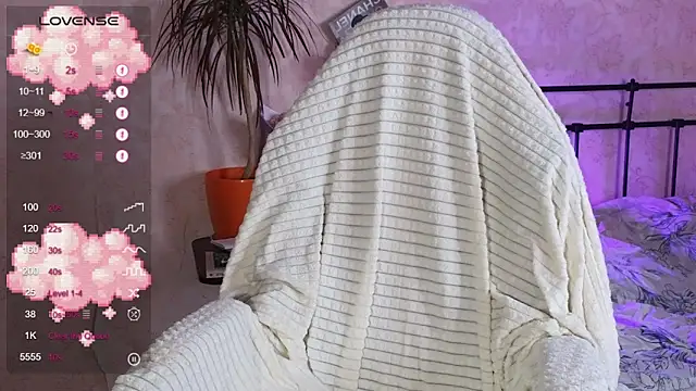 lil luna x online show from 05-15-26, 02:57