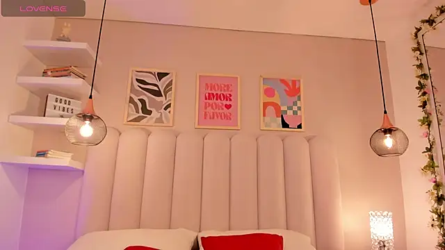 cute  cherry  online show from 09-25-25, 08:12