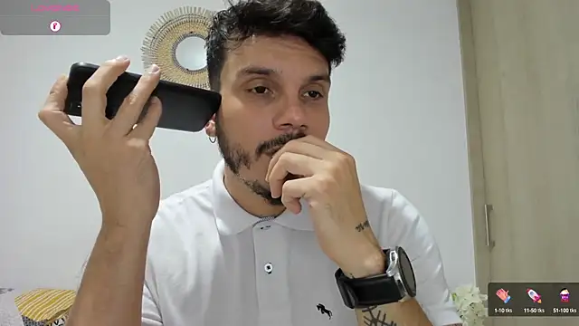 Snapshot of alejandro_stark chatting on 12-18-24, 09:58 alejandro stark online show from 12-18-24, 09:58