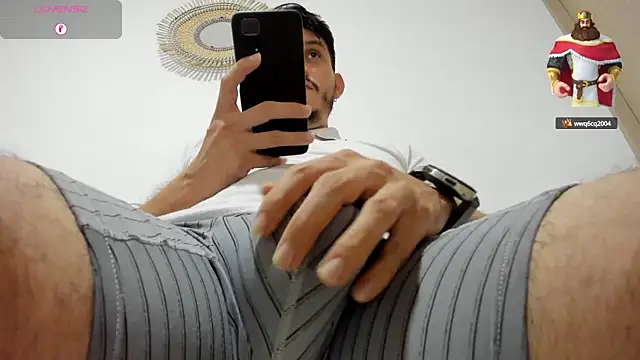 Snapshot of alejandro_stark chatting on 12-21-24, 09:23 alejandro stark online show from 12-21-24, 09:23