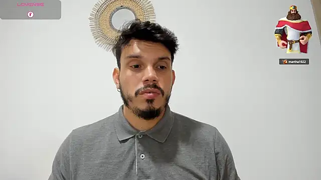 Snapshot of alejandro_stark chatting on 12-27-24, 02:01 alejandro stark online show from 12-27-24, 02:01